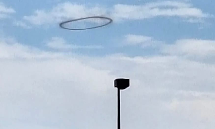 Mysterious Black Ring in Virginia Sky Sparks Speculation on Weather Modification and Secret Projects