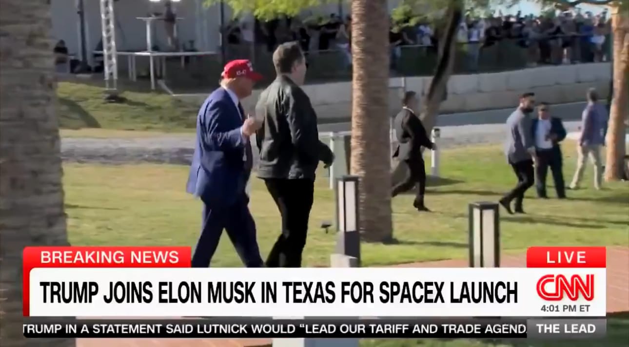 Trump Witnesses Historic SpaceX Starship Launch, Eyes Mars Mission