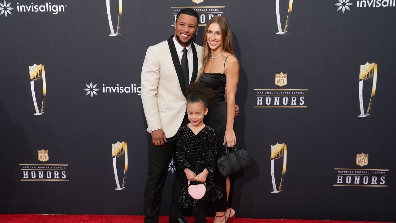 Eagles' Star Saquon Barkley Announces Engagement to College Sweetheart